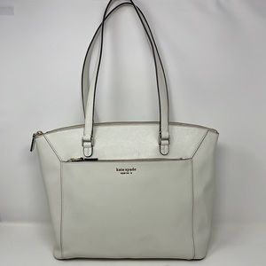 Kate Spade Louise Leather Tote in Parchment🖤